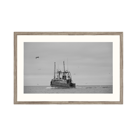 On the Way to Fish, Gosman Montauk (BW) - Classic Collection